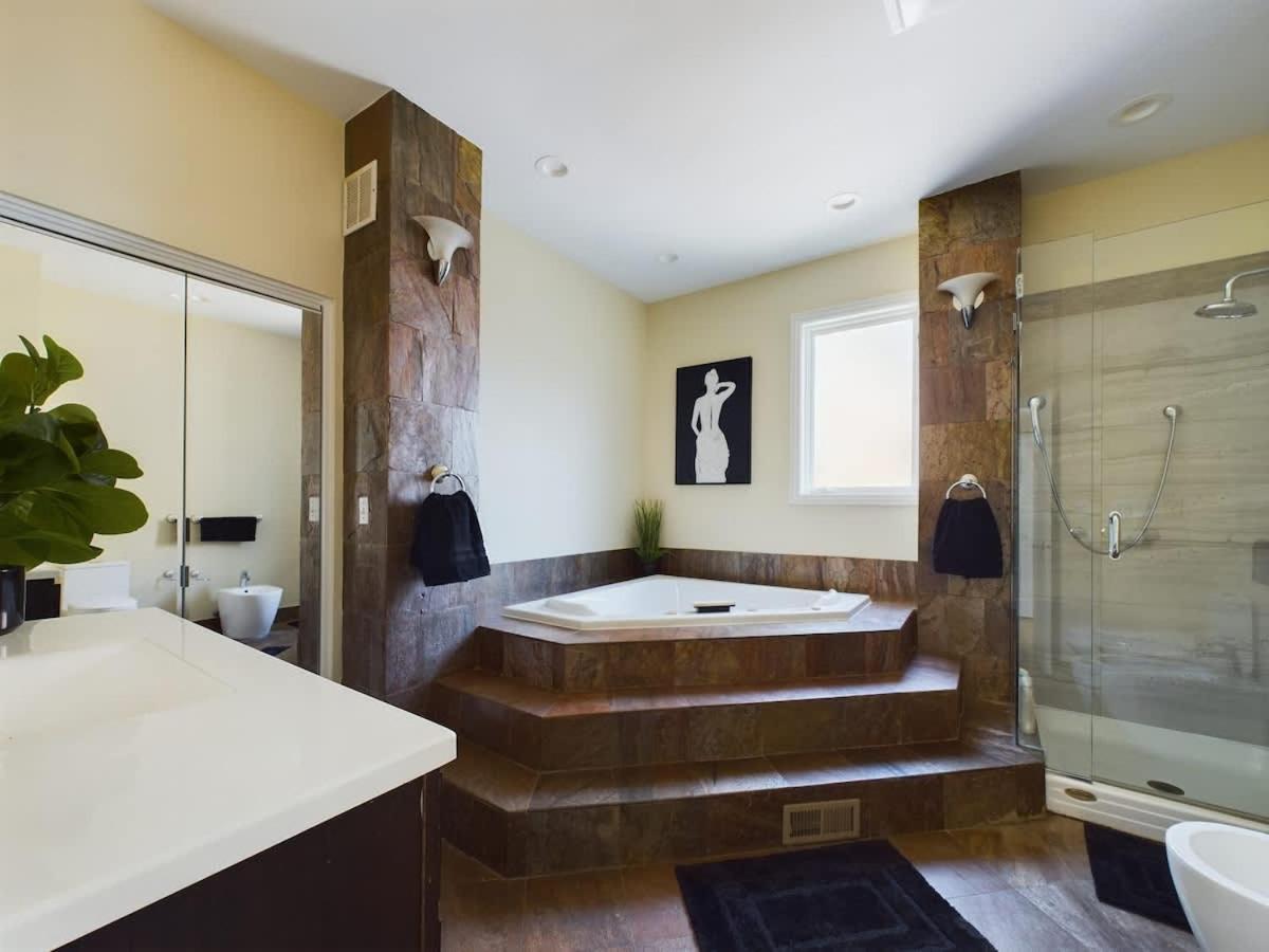 Luxe 4Br With Hot Tub & Game Room Chicago Luaran gambar